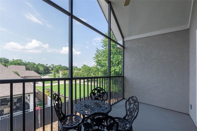 98 Victoria Drive W, Montgomery, TX 77356