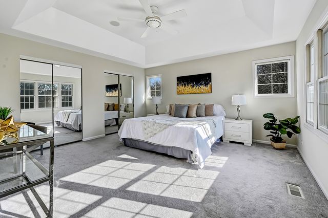 241 Wildflower Lane, La Grange, IL 60525