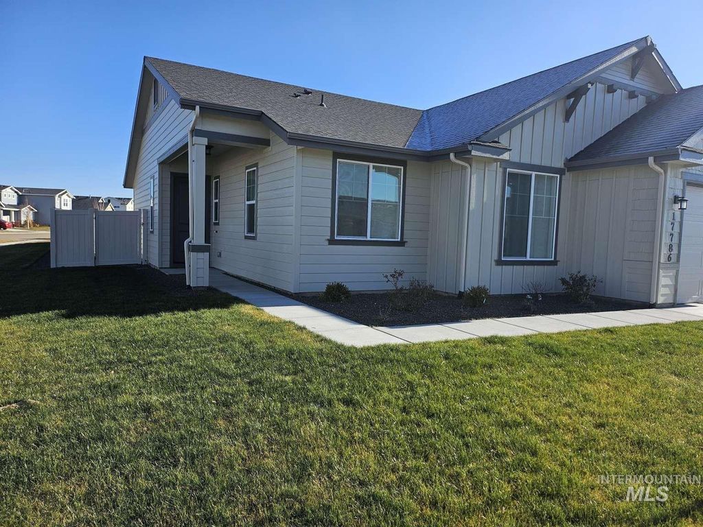 17786 N Peltzer Ave, Nampa, ID 83687 photo 1