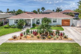 1170 Martinique CT, Marco Island, FL 34145