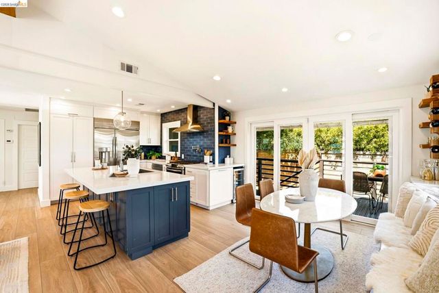 1578 E 38th Street, Oakland, CA 94602