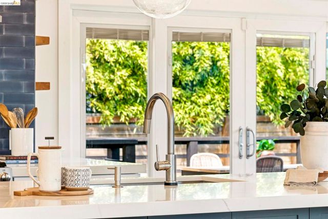 1578 E 38th Street, Oakland, CA 94602