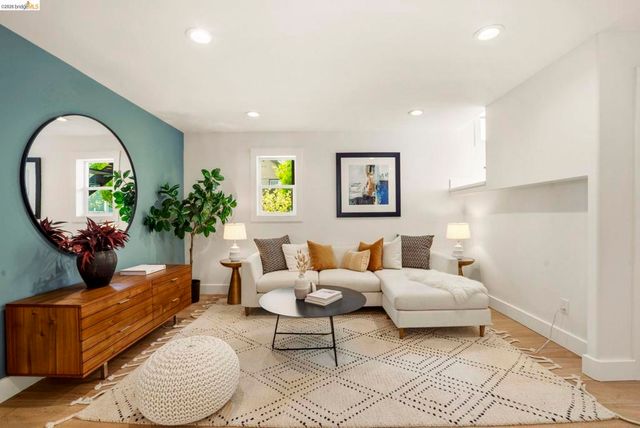 1578 E 38th Street, Oakland, CA 94602