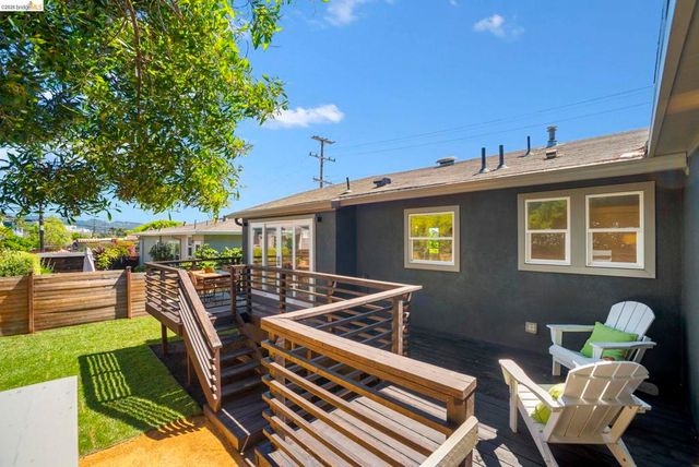 1578 E 38th Street, Oakland, CA 94602