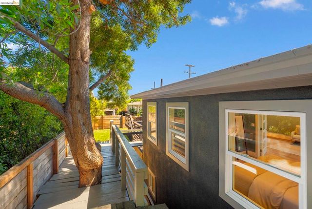 1578 E 38th Street, Oakland, CA 94602