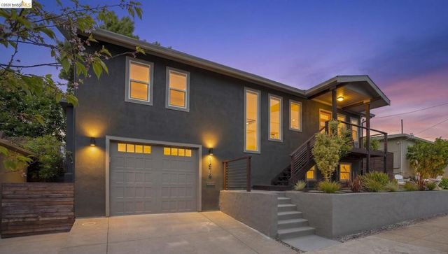 1578 E 38th Street, Oakland, CA 94602