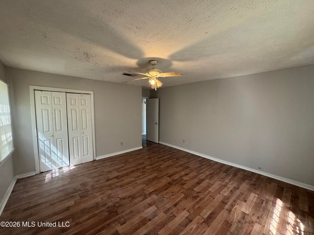 3963 Meadowlane Drive, Jackson, MS 39206