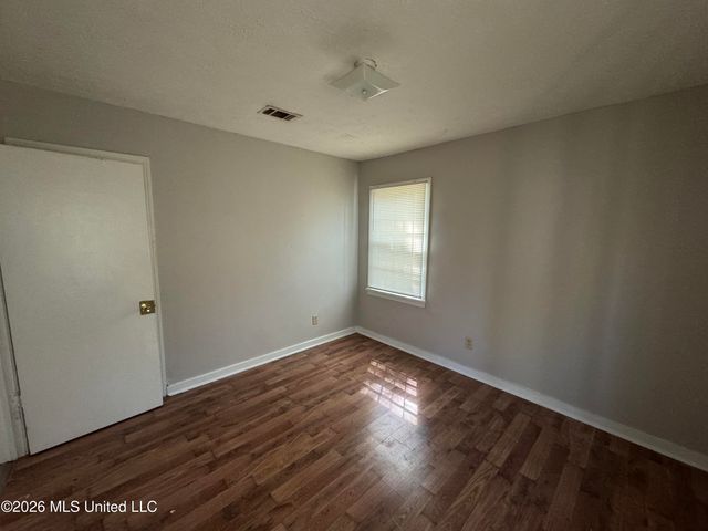 3963 Meadowlane Drive, Jackson, MS 39206