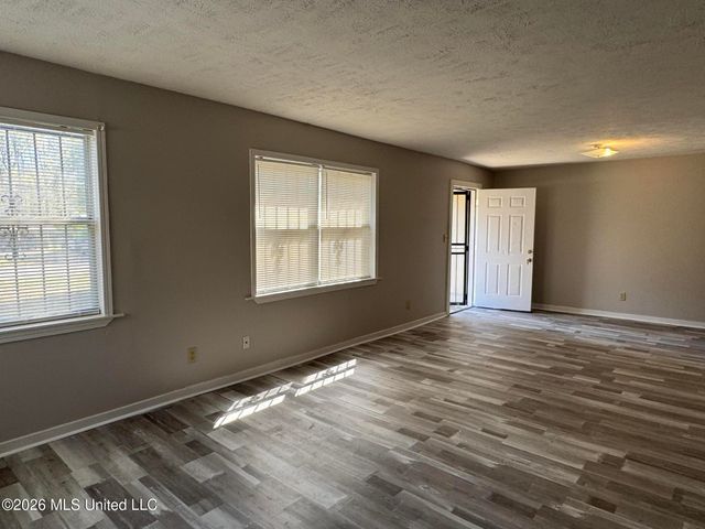 3963 Meadowlane Drive, Jackson, MS 39206