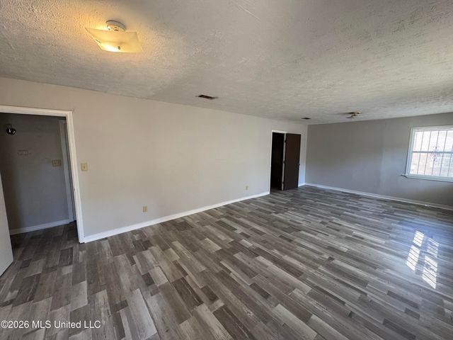 3963 Meadowlane Drive, Jackson, MS 39206