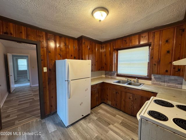 3963 Meadowlane Drive, Jackson, MS 39206