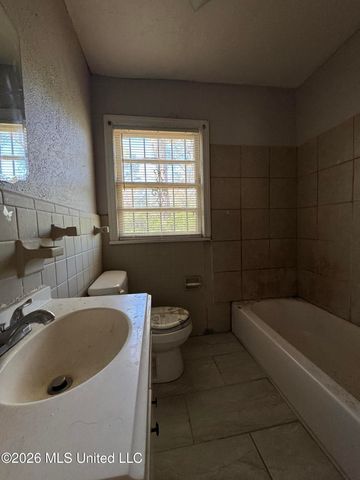 3963 Meadowlane Drive, Jackson, MS 39206