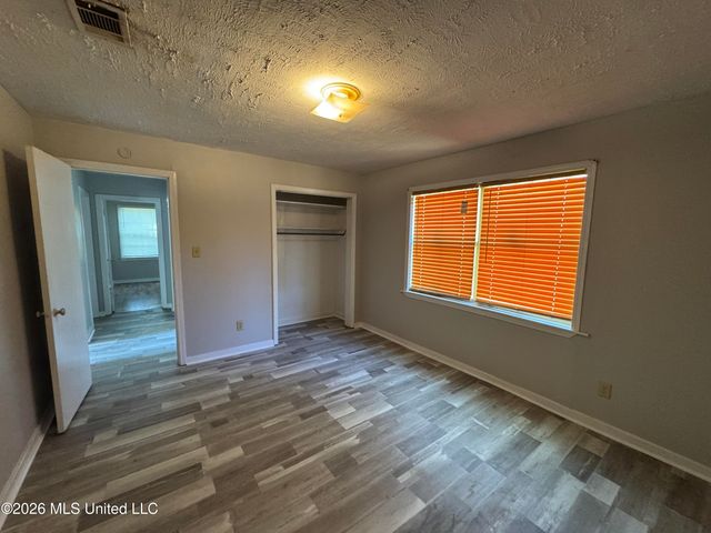 3963 Meadowlane Drive, Jackson, MS 39206