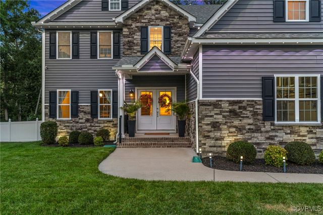 8101 Darebin Pl, Chesterfield, VA 23237