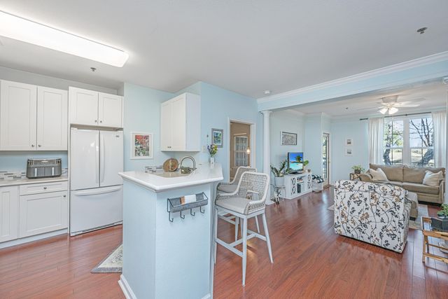 2126 Telfair Way, Charleston, SC 29412