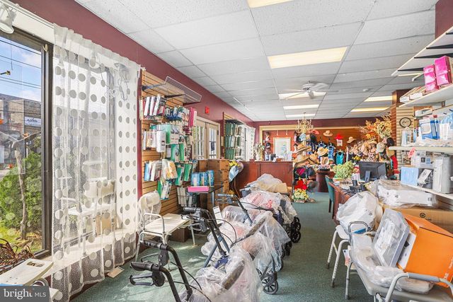 691 BURMONT RD, Drexel Hill, PA 19026