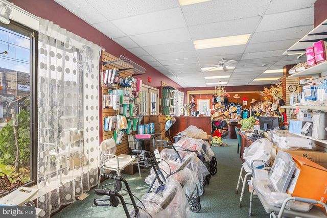 691 BURMONT RD, Drexel Hill, PA 19026