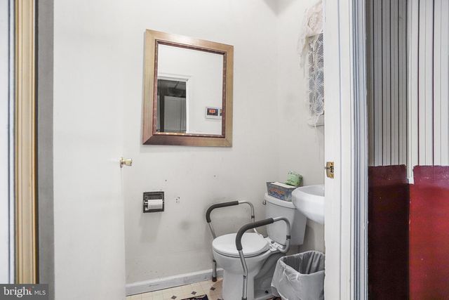 691 BURMONT RD, Drexel Hill, PA 19026