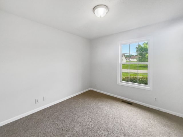1274 Silver Star Dr, Clarksville, TN 37042