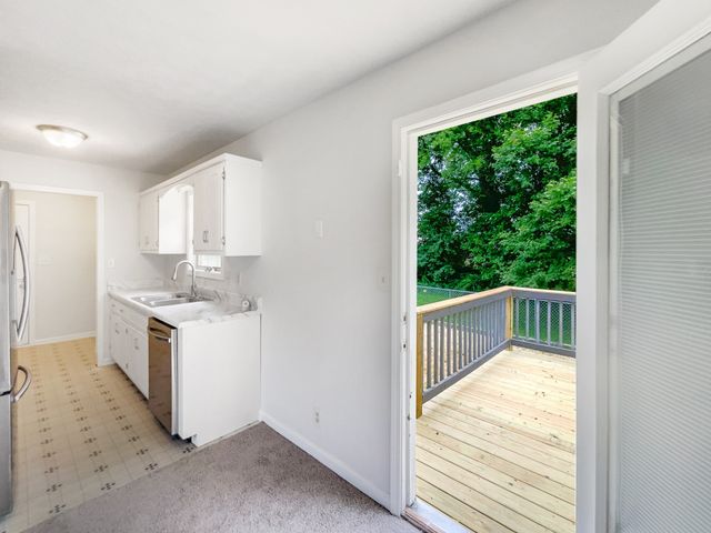 1274 Silver Star Dr, Clarksville, TN 37042