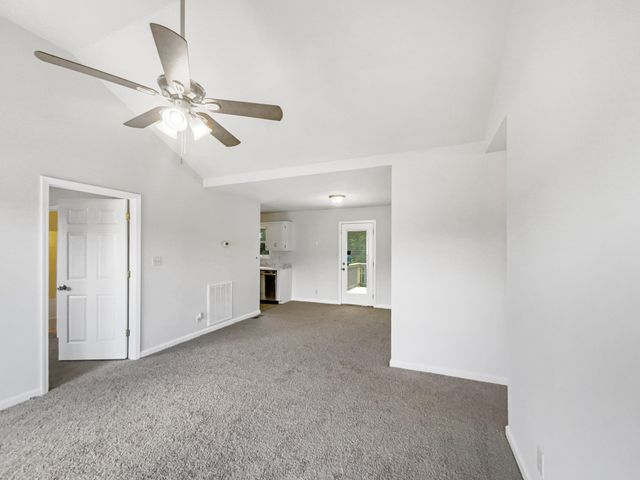 1274 Silver Star Dr, Clarksville, TN 37042