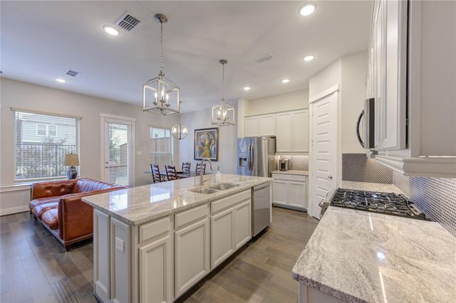 10931 Brambling Wood Drive, Houston, TX 77043