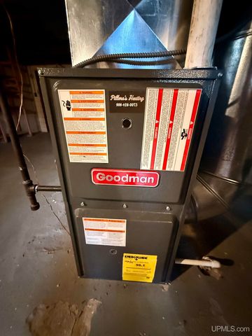 408 S 14th Street, Escanaba, MI 49829