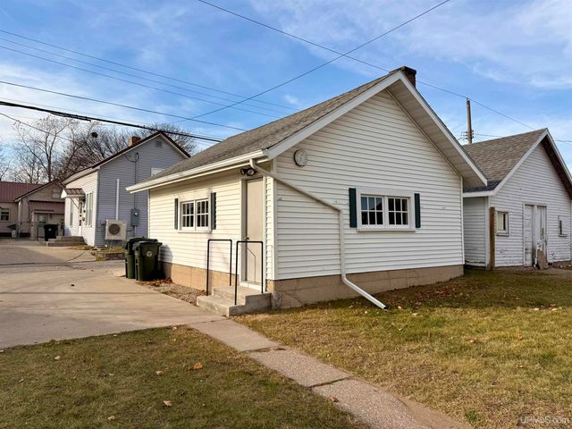 408 S 14th Street, Escanaba, MI 49829