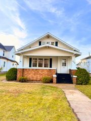 408 S 14th Street, Escanaba, MI 49829