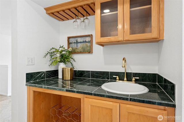 16461 Marine View Drive SW, Burien, WA 98166
