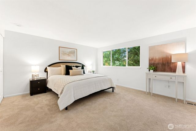 16461 Marine View Drive SW, Burien, WA 98166