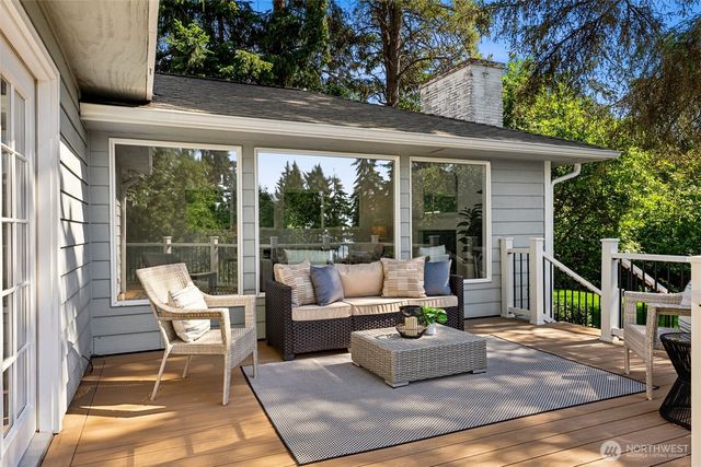16461 Marine View Drive SW, Burien, WA 98166