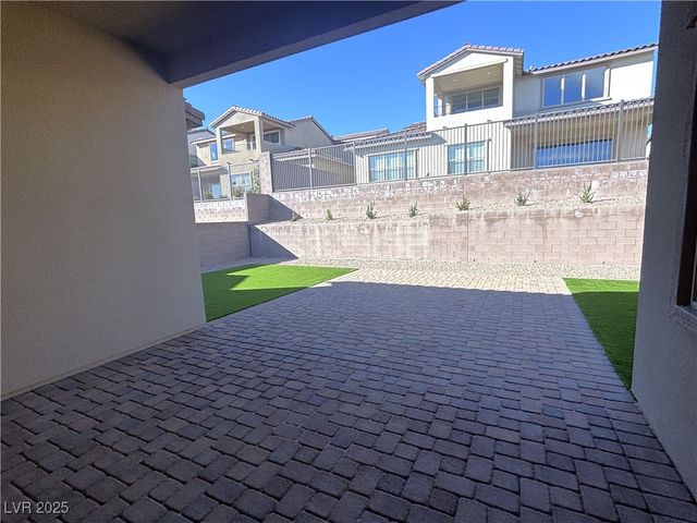 155 Robledo Street, Las Vegas, NV 89138