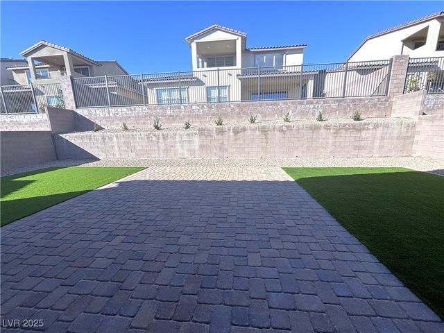 155 Robledo Street, Las Vegas, NV 89138