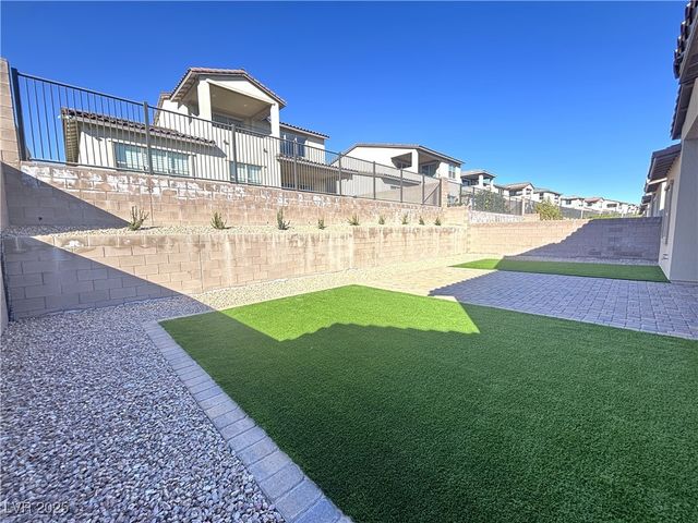 155 Robledo Street, Las Vegas, NV 89138