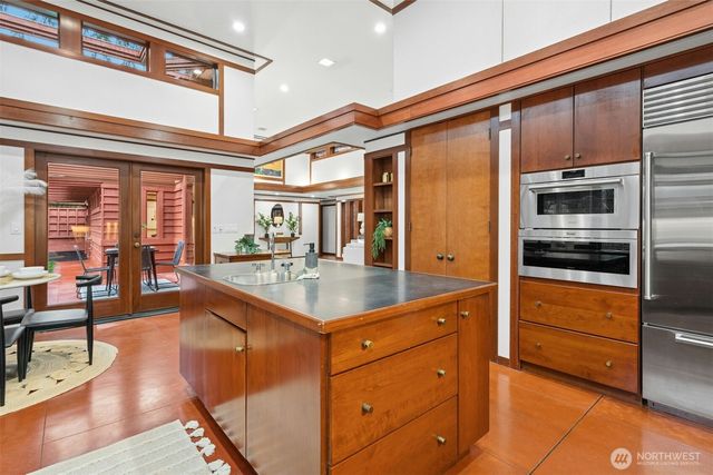 7102 NE 132nd Street, Kirkland, WA 98034