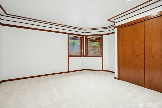 7102 NE 132nd Street, Kirkland, WA 98034