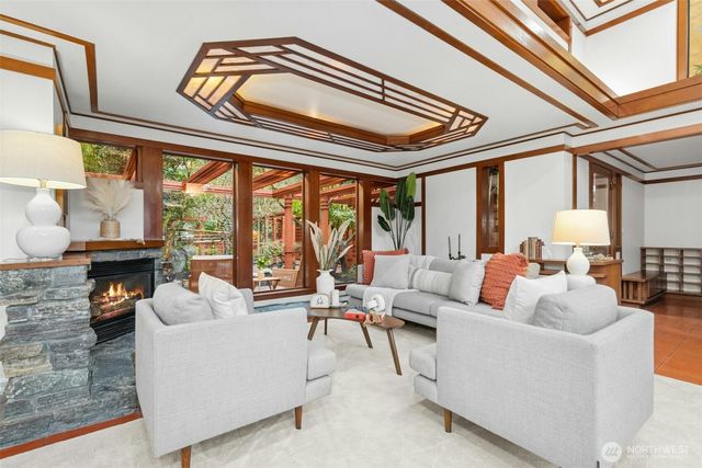 7102 NE 132nd Street, Kirkland, WA 98034