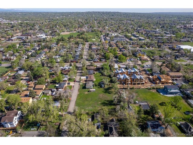 5140 Dover St, Arvada, CO 80002