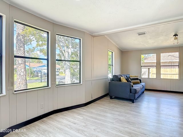 1585 Tuscaloosa Avenue, Holly Hill, FL 32117