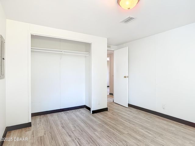 1585 Tuscaloosa Avenue, Holly Hill, FL 32117