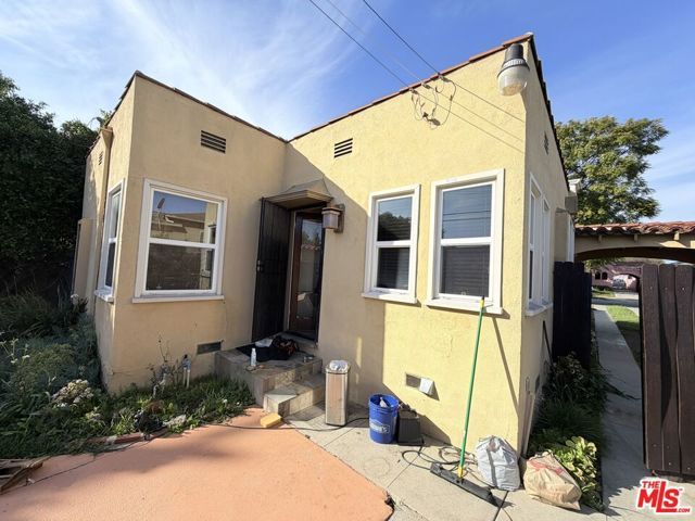 3016 W 83rd Street, Inglewood, CA 90305
