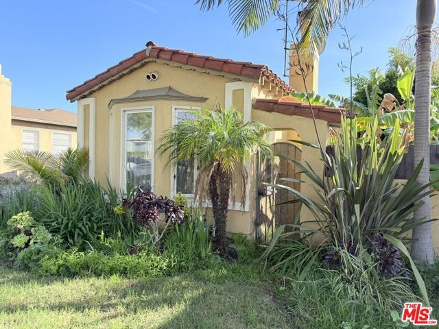 3016 W 83rd Street, Inglewood, CA 90305