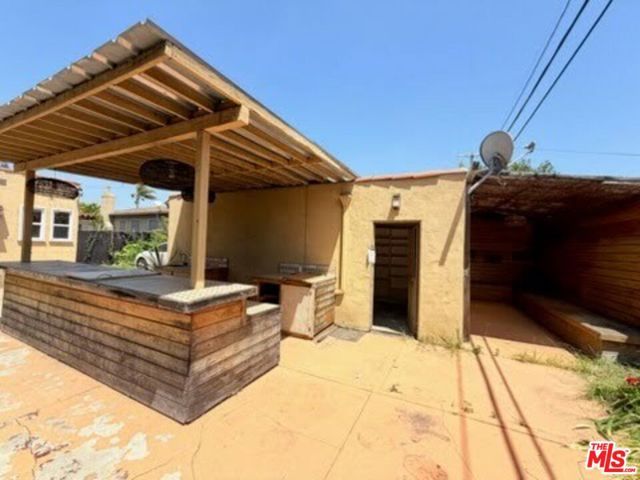 3016 W 83rd Street, Inglewood, CA 90305