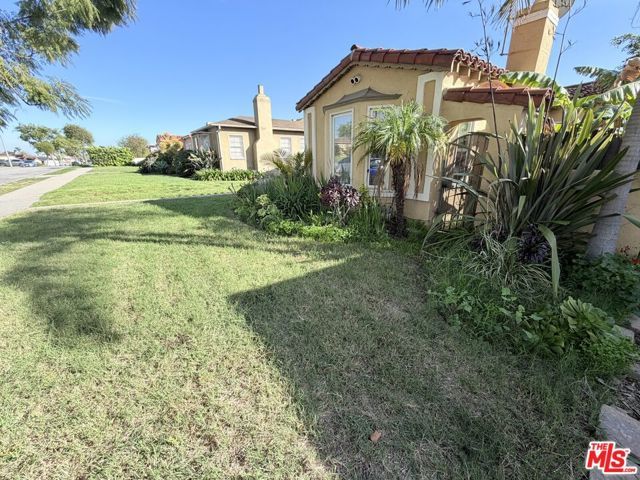 3016 W 83rd Street, Inglewood, CA 90305
