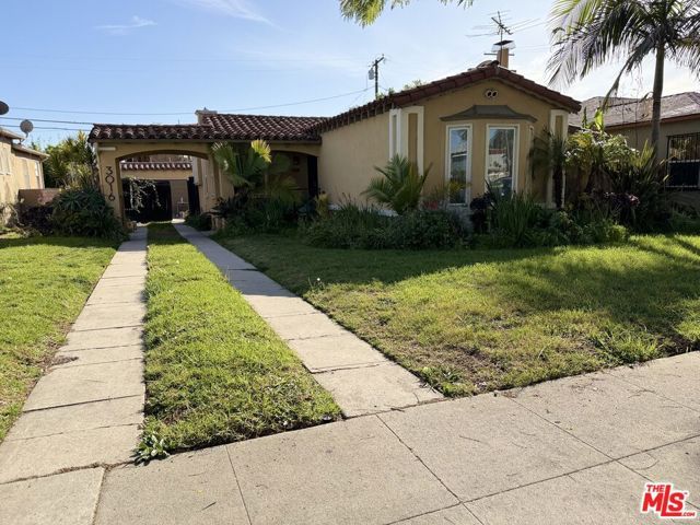 3016 W 83rd Street, Inglewood, CA 90305