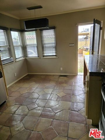 3016 W 83rd Street, Inglewood, CA 90305