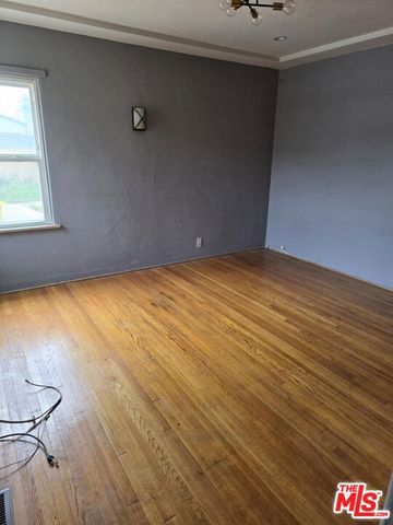 3016 W 83rd Street, Inglewood, CA 90305