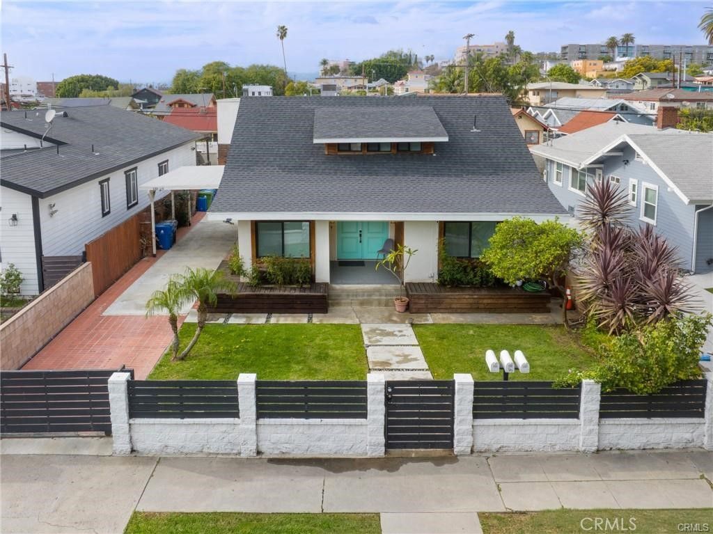 135 N Vendome Street, Los Angeles, CA 90026