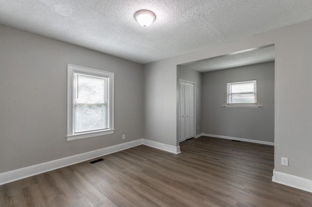 1123 Orangewood Avenue, Chattanooga, TN 37404